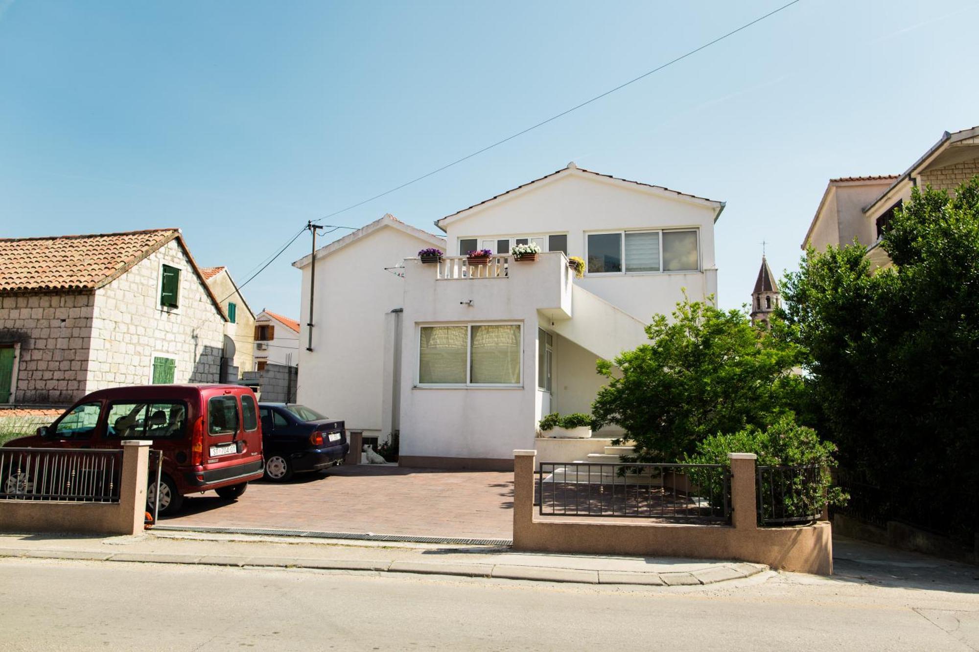 Apartments Kanajet Каштела Экстерьер фото